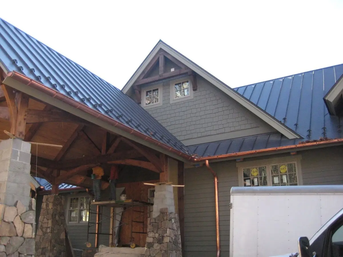 Craftsman Roofing team delivering quality roofing work in Saw Mill Valley